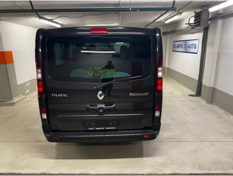 Renault Trafic 2.0 AMT, 22300 км